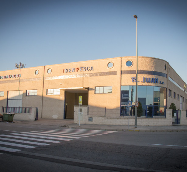 Naves frigoríficas de Iberpesca